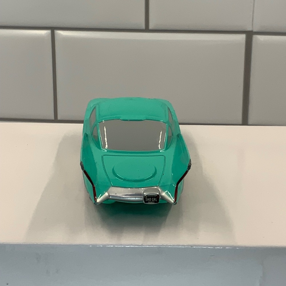 Disney Pixar Cars Flo Pull Back and Go Teal Diecast Toy Car - Picture 4 of 9